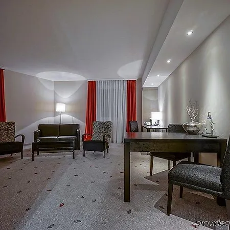 Bielefelder Hof 4*