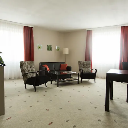 Steigenberger Bielefelder Hof 4* ビーレフェルト